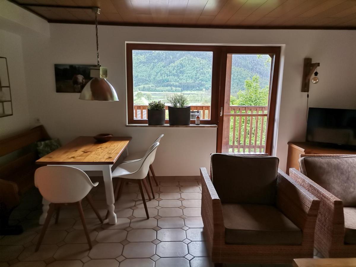 Haus Am Wald Apartment Steindorf am Ossiacher See Bilik gambar